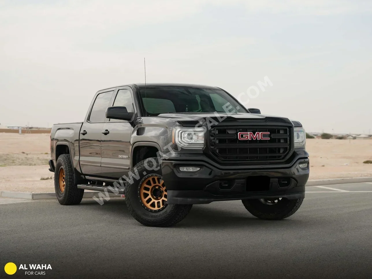 جي ام سي  سييرا  1500  2016  اوتوماتيك  250,000 كم  8 سلندر  دفع رباعي  بيكب  أسود