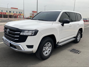 Toyota  Land Cruiser  GX  2022  Automatic  81,000 Km  6 Cylinder  Four Wheel Drive (4WD)  SUV  White