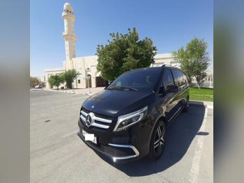 مرسيدس - بنز  في - كلاس  250  2021  اوتوماتيك  82,000 كم  4 سلندر  دفع خلفي  فان \ باص  أسود