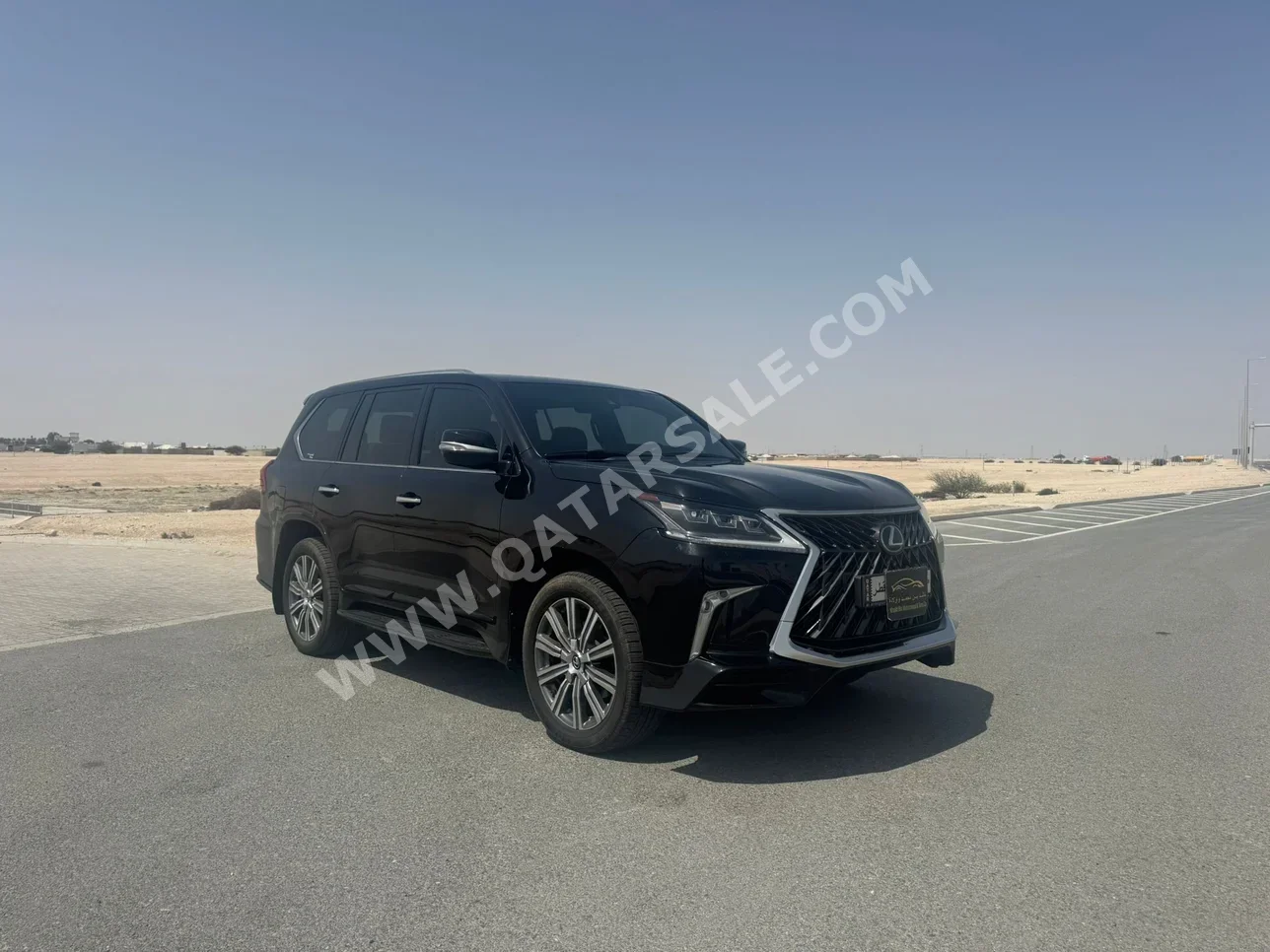 Lexus  LX  570 S  2016  Automatic  219,000 Km  8 Cylinder  Four Wheel Drive (4WD)  SUV  Black