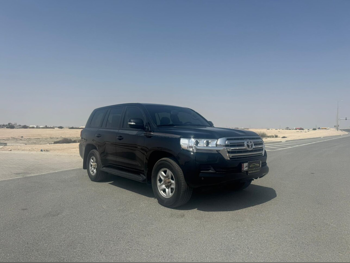 Toyota  Land Cruiser  GXR  2019  Automatic  208,000 Km  6 Cylinder  Four Wheel Drive (4WD)  SUV  Black