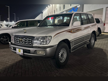 تويوتا  لاند كروزر  جي اكس ار  2007  عادي  579,581 كم  6 سلندر  دفع رباعي  اس يو في  أبيض