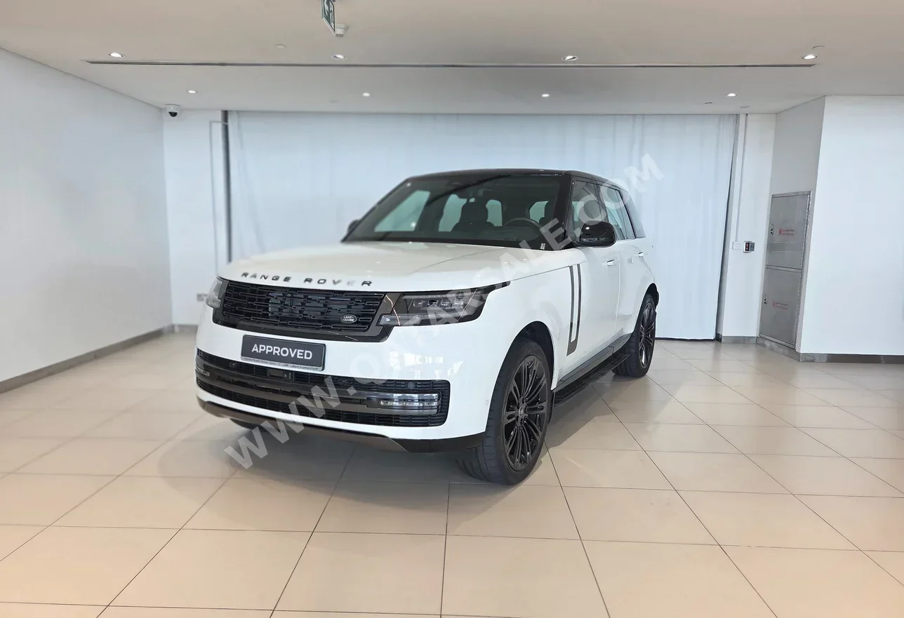 لاند روفر رنج روفر اتش اس اي 2024 اوتوماتيك 6,403 كم 6 سلندر دفع رباعي اس يو في أبيض تحت الضمان
