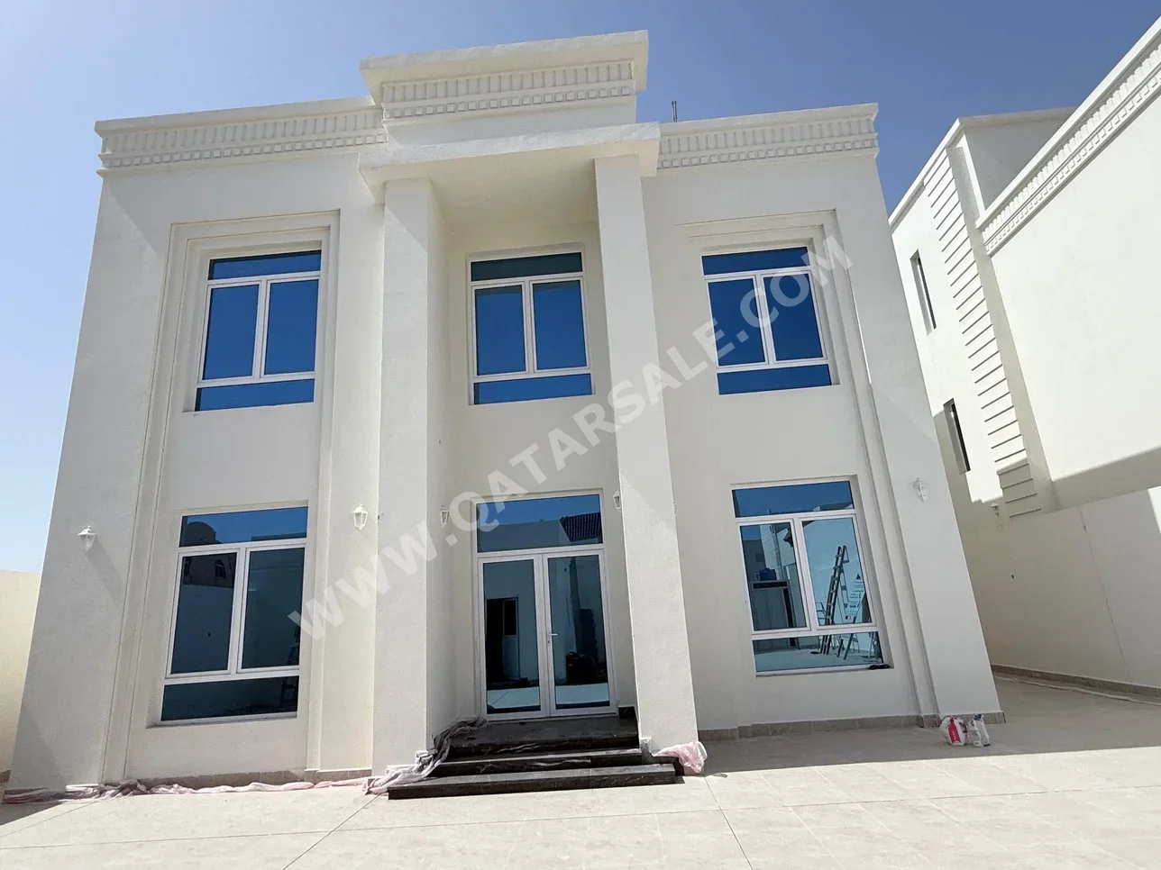 Family Residential  - Not Furnished  - Al Khor  - Al Khor  - 7 Bedrooms  - Includes Water & Electricity