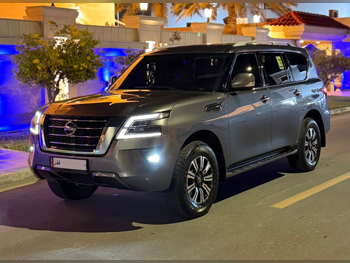 نيسان  باترول  اس اي  2021  اوتوماتيك  109,000 كم  6 سلندر  دفع رباعي  اس يو في  رمادي