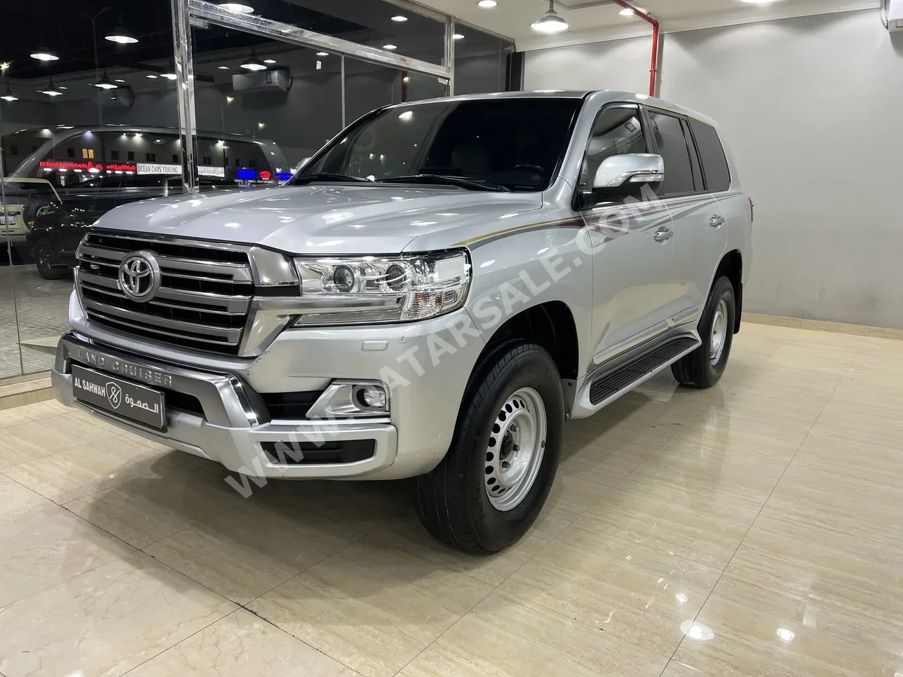 تويوتا لاند كروزر جي اكس ار 2018 اوتوماتيك 213,000 كم 8 سلندر دفع رباعي اس يو في فضي