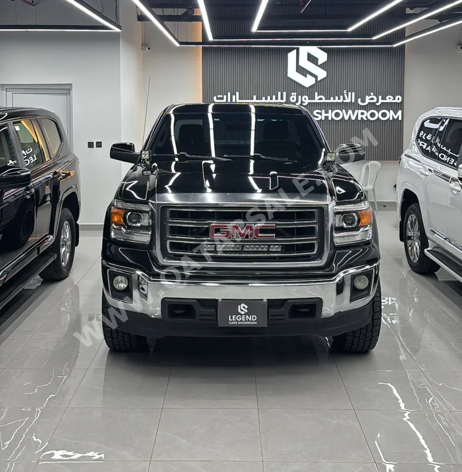 GMC  Sierra  1500  2014  Automatic  253,000 Km  8 Cylinder  Four Wheel Drive (4WD)  Pick Up  Black