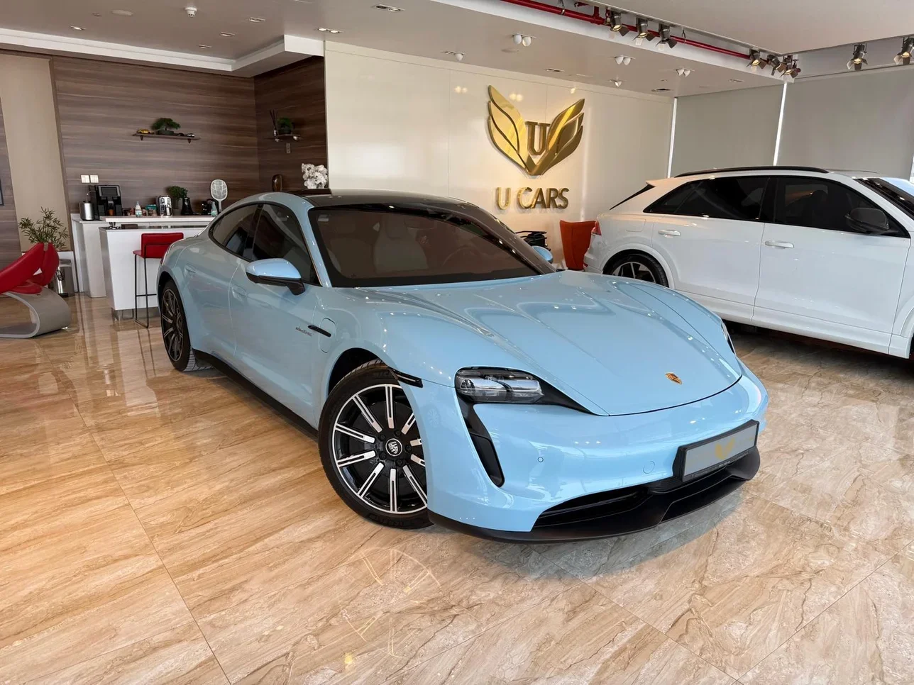 بورش  تايكن  2021  تبترونك  18,000 كم  0 سلندر  دفع خلفي  سيدان  سمائي  تحت الضمان