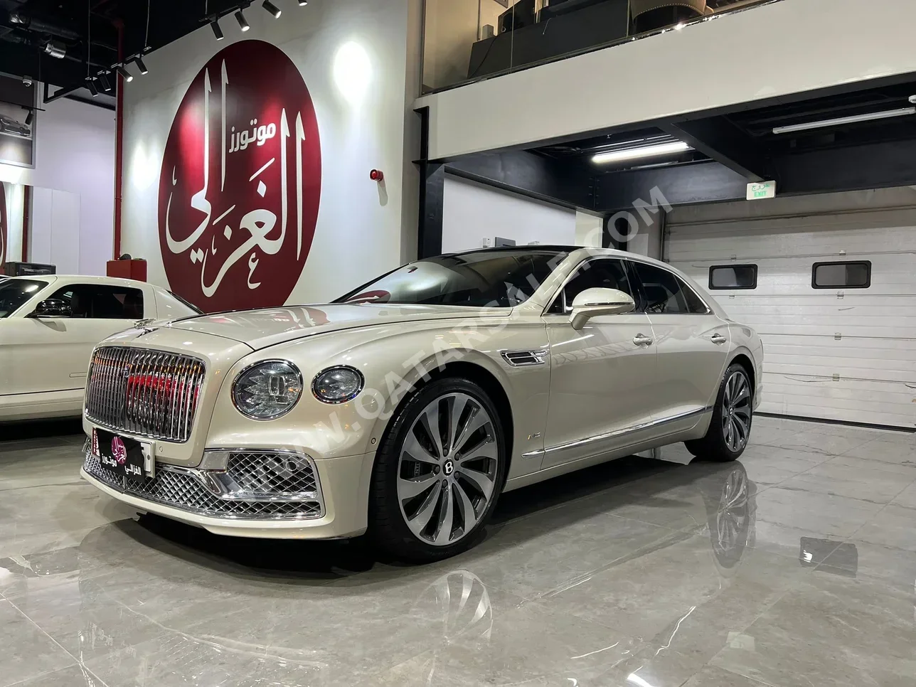 Bentley  Continental  Flying Spur  2020  Automatic  41,000 Km  12 Cylinder  All Wheel Drive (AWD)  Sedan  Beige