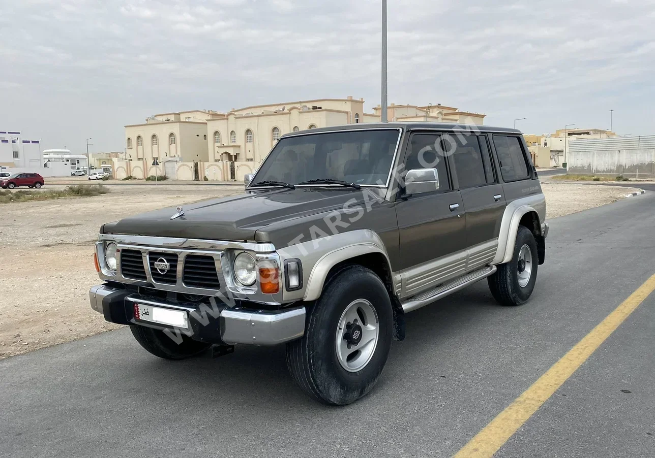 Nissan  Patrol  Safari  1994  Manual  258,000 Km  6 Cylinder  Four Wheel Drive (4WD)  SUV  Brown