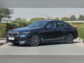 BMW  5-Series  530i M  2026  Automatic  0 Km  4 Cylinder  Rear Wheel Drive (RWD)  Sedan  Dark Blue  With Warranty