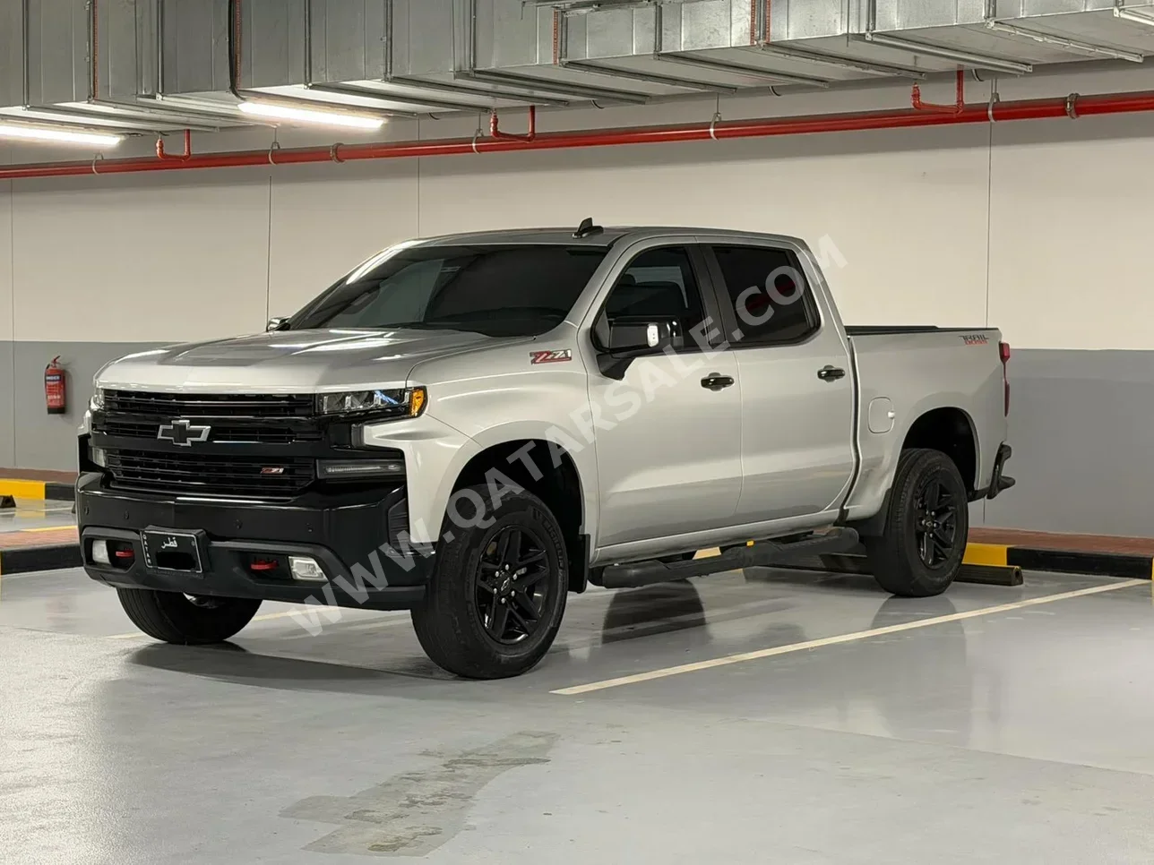 Chevrolet  Silverado  LT  2019  Automatic  90,000 Km  8 Cylinder  Four Wheel Drive (4WD)  Pick Up  Silver