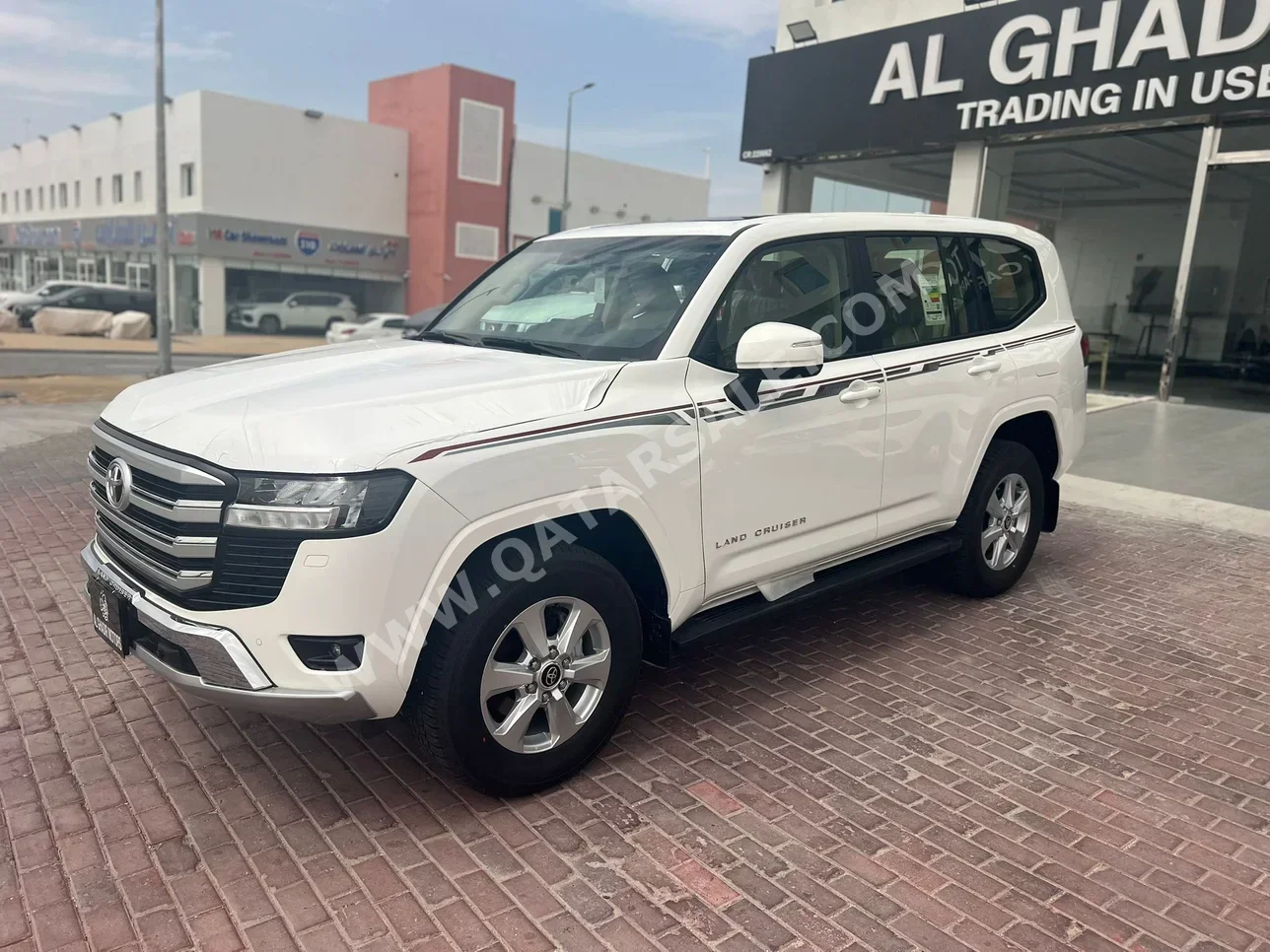 Toyota  Land Cruiser  GXR  2026  Automatic  0 Km  6 Cylinder  Four Wheel Drive (4WD)  SUV  White  With Warranty