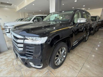 تويوتا  لاند كروزر  في اكس توين توربو  2026  اوتوماتيك  0 كم  6 سلندر  دفع رباعي  اس يو في  أسود  تحت الضمان