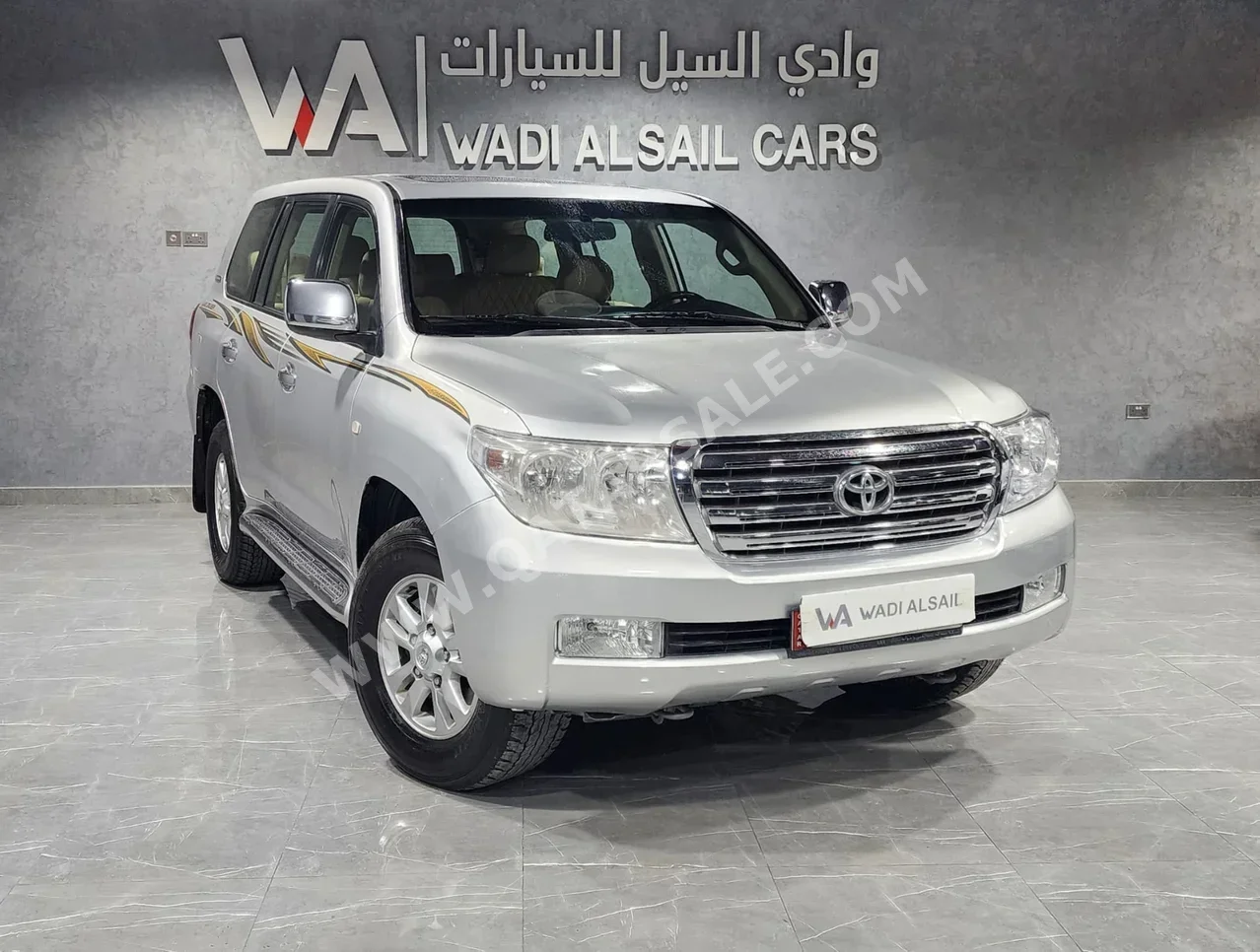 تويوتا لاند كروزر جي اكس ار 2011 اوتوماتيك 522,000 كم 8 سلندر دفع رباعي اس يو في فضي