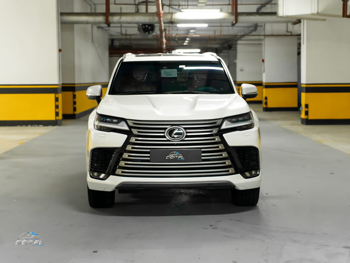 لكزس  ال اكس  600  2022  اوتوماتيك  104,000 كم  6 سلندر  دفع رباعي  اس يو في  أبيض