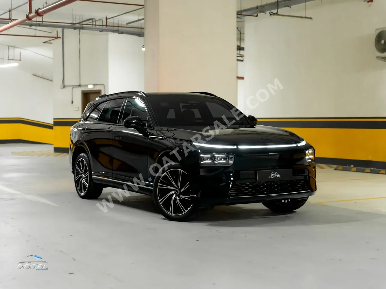 اكس بينج  جي 9  بريفورمنس  2025  اوتوماتيك  11,500 كم  0 سلندر  دفع كلي مستمر  اس يو في  أسود