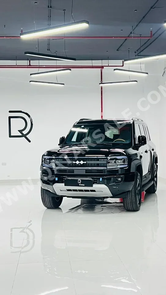 بي واي دي  ليوبيرد 5  الترا 5  2026  اوتوماتيك  0 كم  4 سلندر  دفع رباعي  اس يو في  أسود