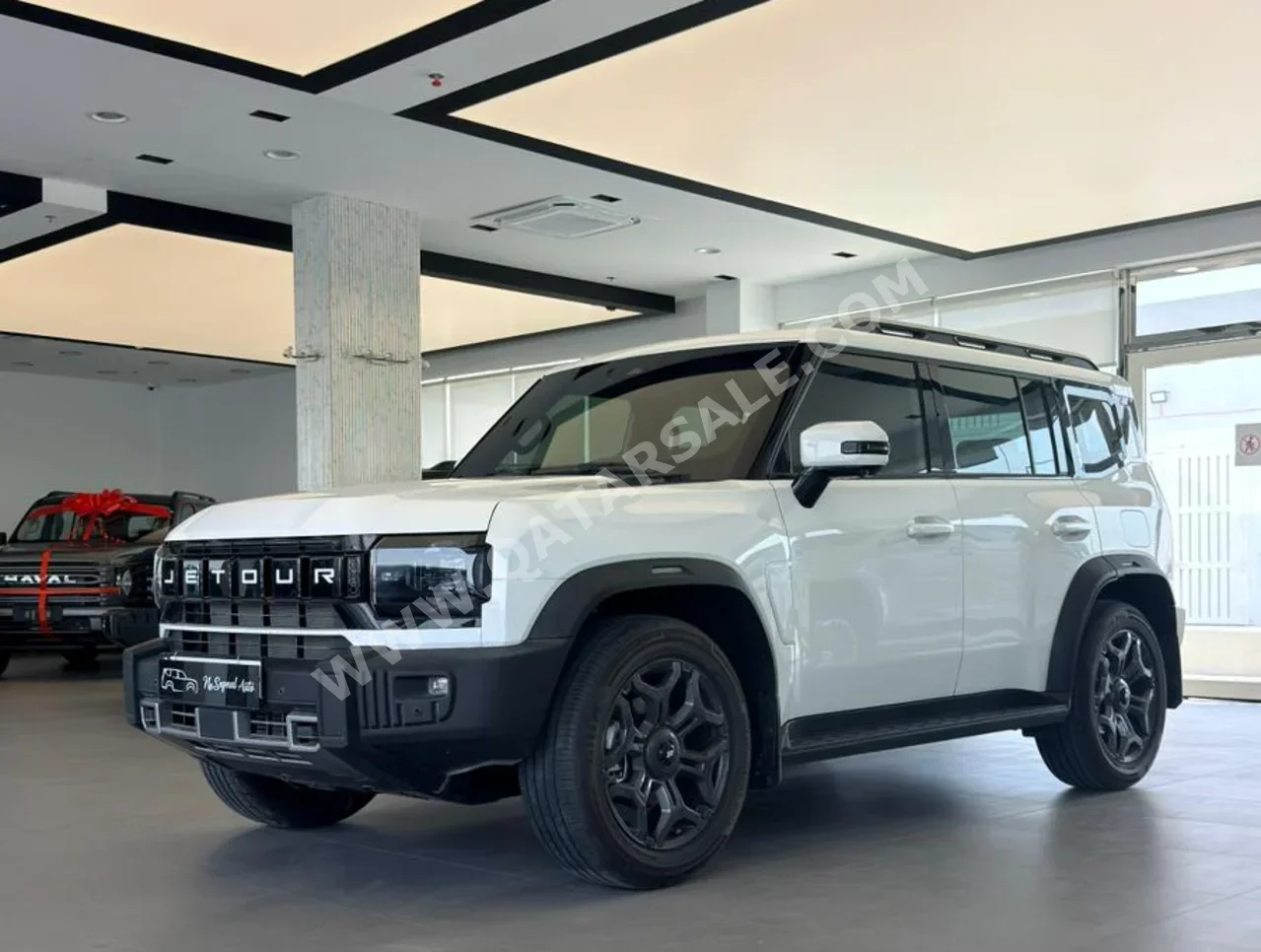 Jetour  T2  2025  Automatic  22,000 Km  4 Cylinder  Four Wheel Drive (4WD)  SUV  White  With Warranty