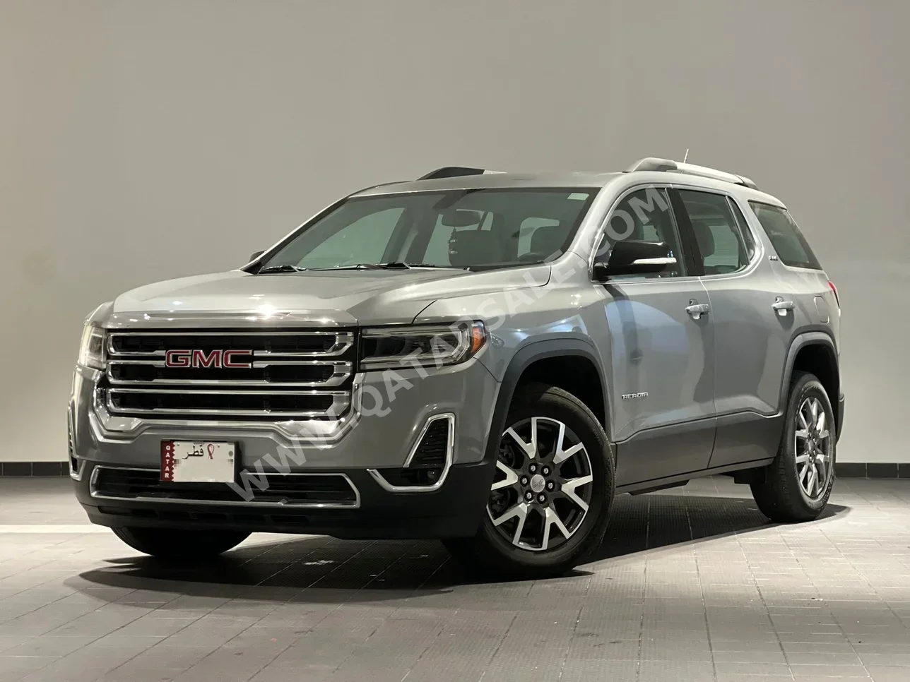 جي ام سي  اكاديا  2023  اوتوماتيك  75,500 كم  6 سلندر  دفع كلي مستمر  اس يو في  فضي