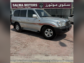 تويوتا  لاند كروزر  جي اكس  2004  عادي  340,000 كم  6 سلندر  دفع رباعي  اس يو في  فضي