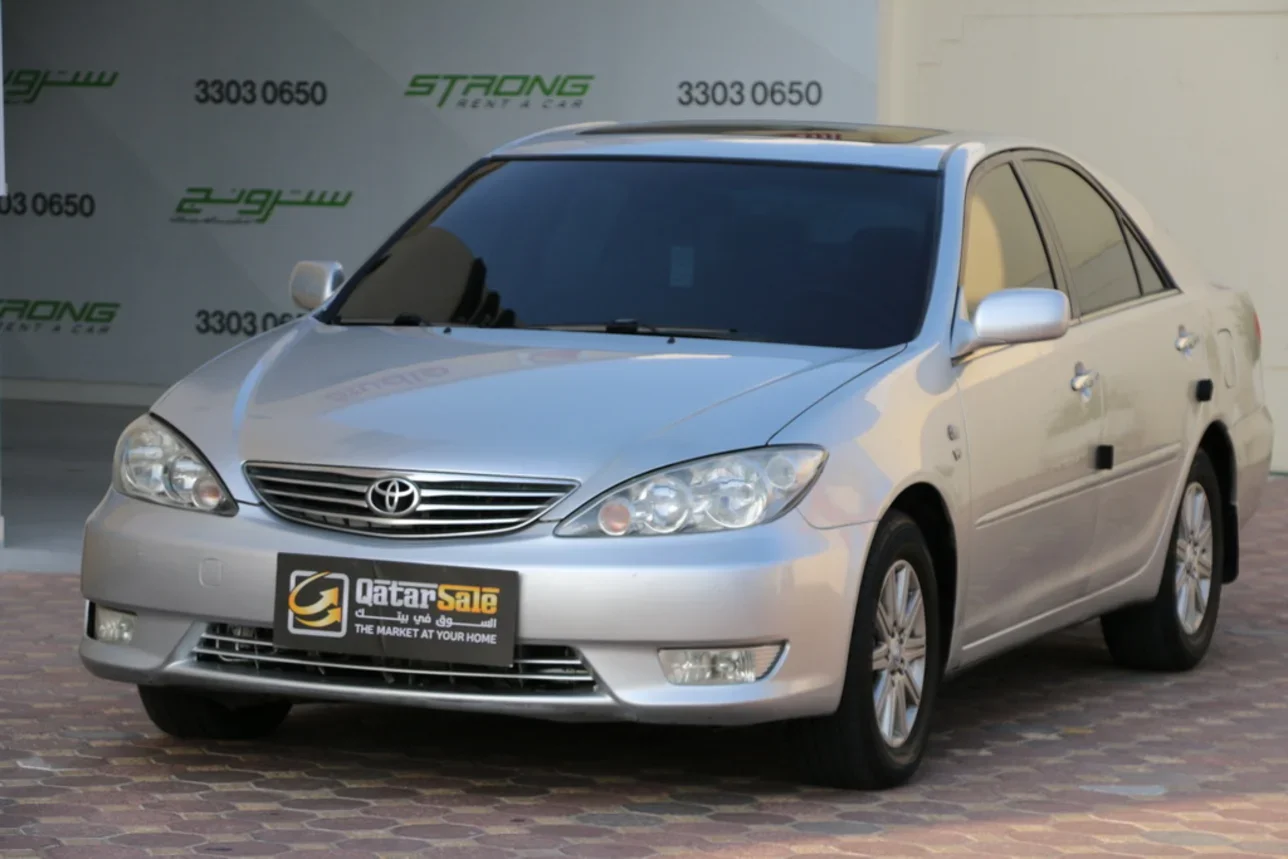تويوتا كامري جراندي 2006 اوتوماتيك 510,000 كم 6 سلندر سحب امامي سيدان فضي