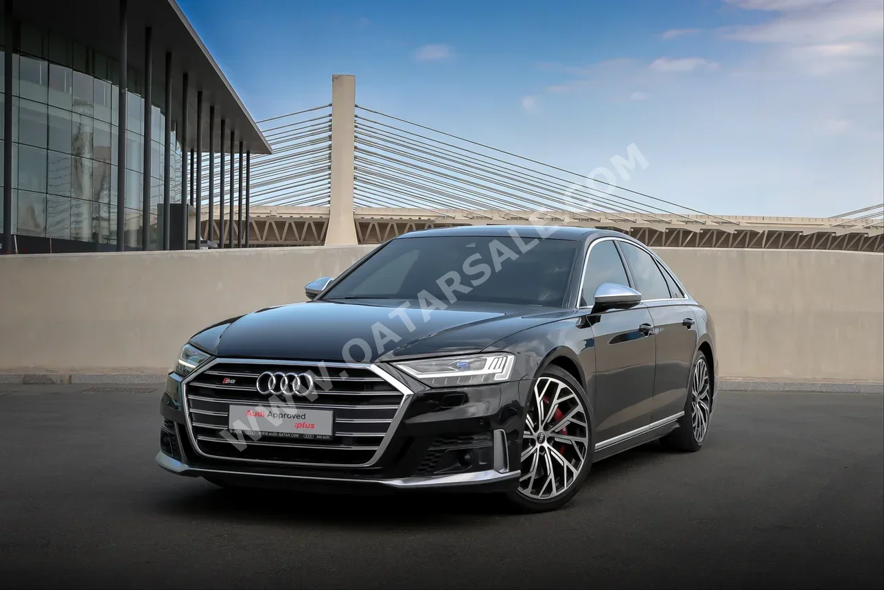 اودي  أس  8  2021  اوتوماتيك  78,000 كم  8 سلندر  دفع كلي مستمر  سيدان  أسود  تحت الضمان