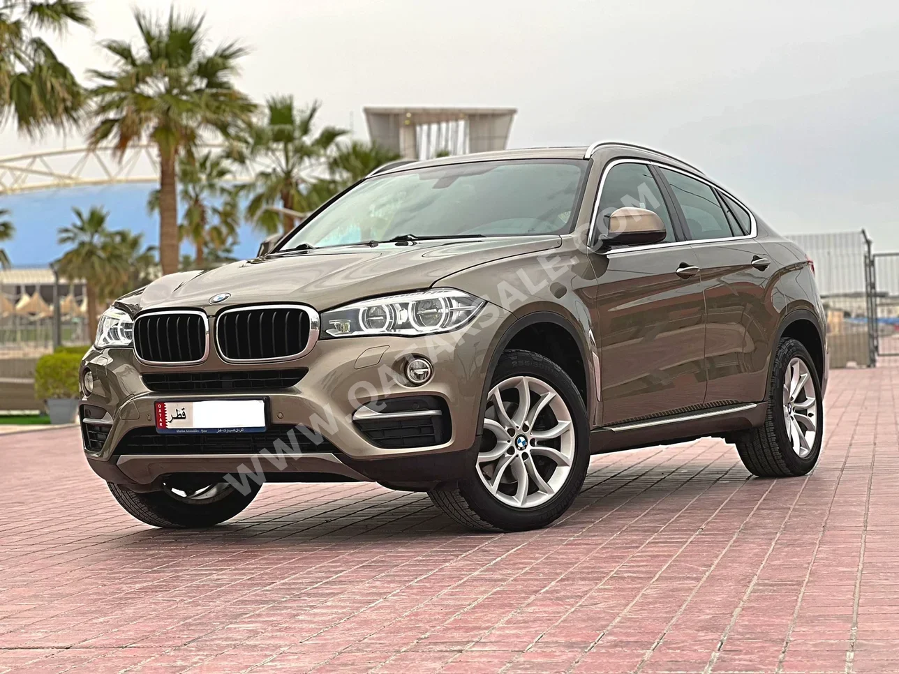 بي ام دبليو  الفئة - اكس  اكس 6  2017  اوتوماتيك  167,000 كم  6 سلندر  دفع رباعي  اس يو في  رمادي