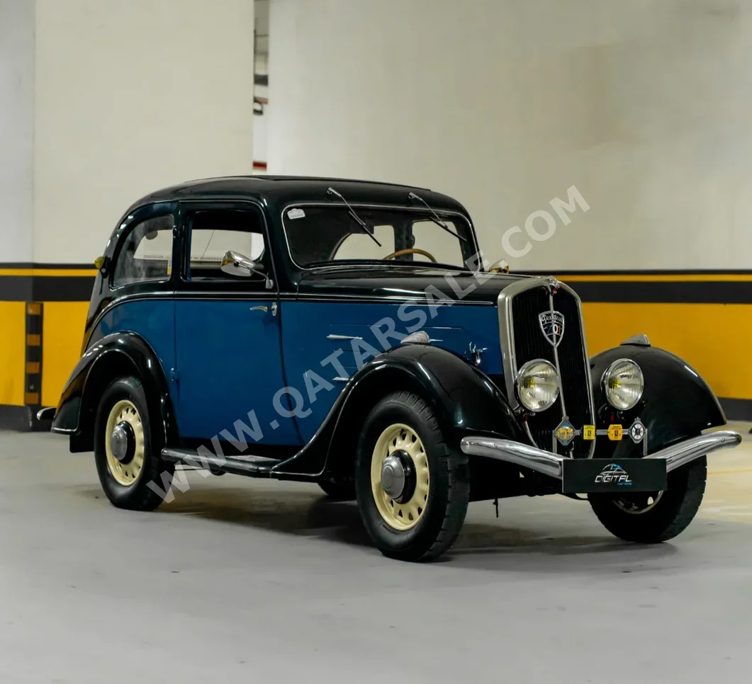 بيجو  201  1936  عادي  40,000 كم  4 سلندر  دفع رباعي  هاتشباك  ازرق