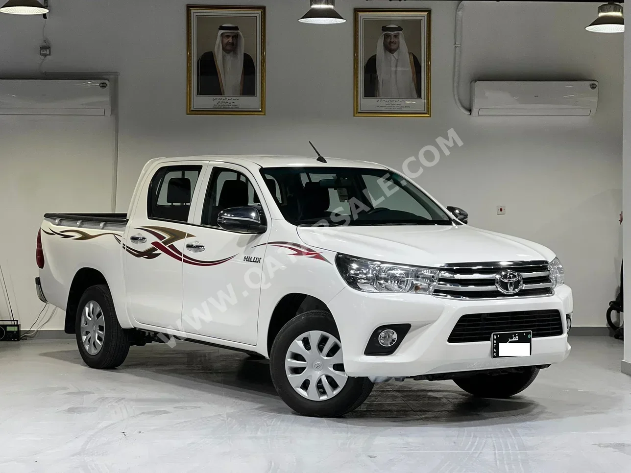 تويوتا  هاي لوكس  2025  اوتوماتيك  16,000 كم  4 سلندر  دفع خلفي  بيكب  أبيض  تحت الضمان