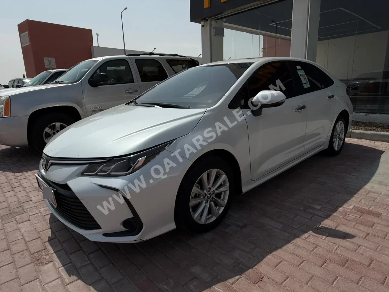 تويوتا  كورولا  اكس ال اي  2024  اوتوماتيك  64,000 كم  4 سلندر  سحب امامي  سيدان  أبيض  تحت الضمان