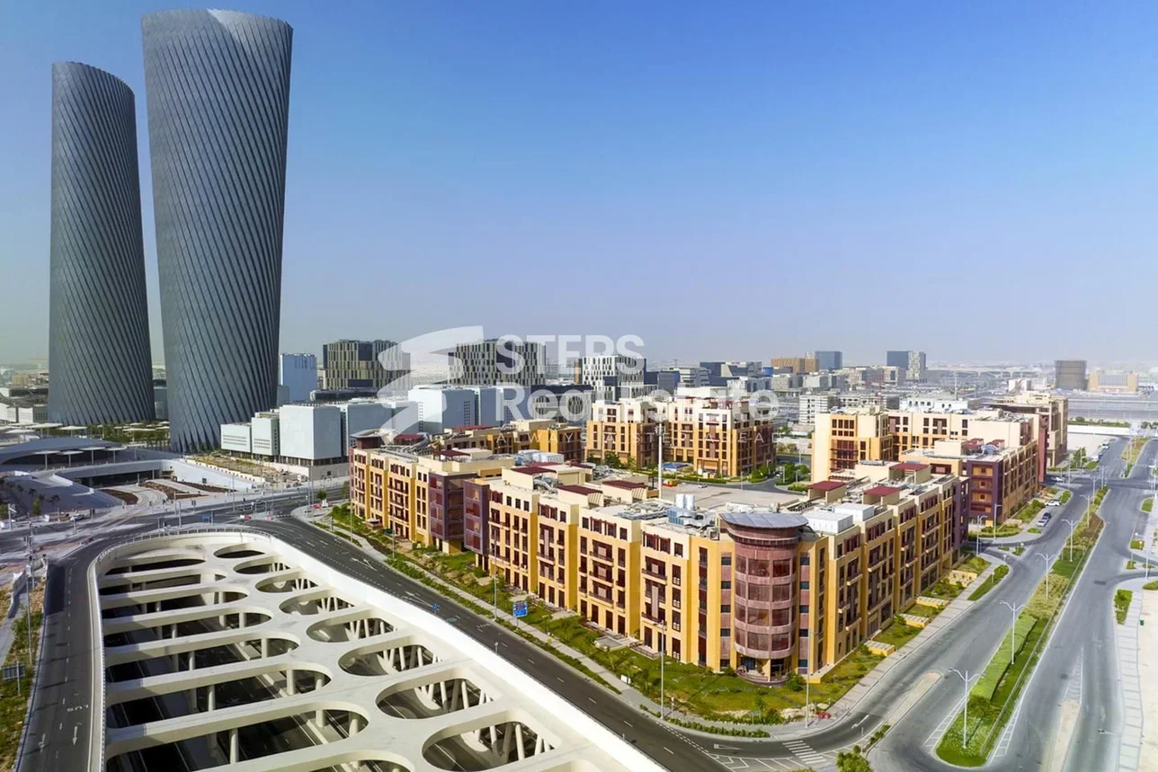 1 غرف نوم  شقة  للبيع  في لوسيل -  جبل ثعيلب  نصف مفروشة