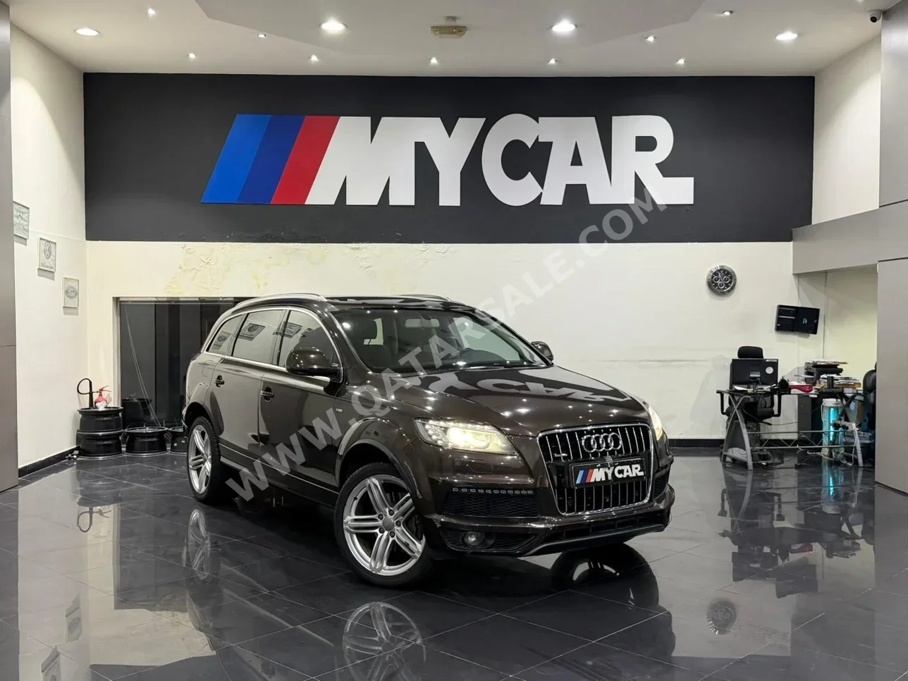 اودي كيو 7 اس-لاين 2015 اوتوماتيك 226,000 كم 6 سلندر دفع كلي مستمر اس يو في بني