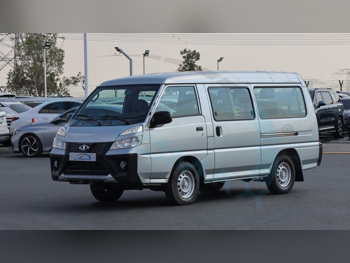 سي ام سي  CMC  2025  عادي  0 كم  4 سلندر  دفع خلفي  فان \ باص  فضي  تحت الضمان