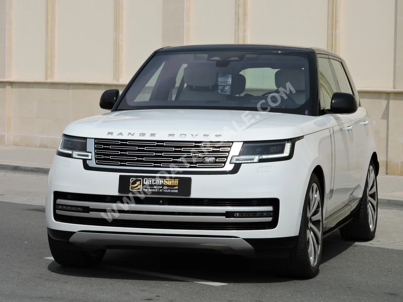 لاند روفر رنج روفر فوج اوتوبايوغرافي 2023 اوتوماتيك 55,000 كم 8 سلندر دفع رباعي اس يو في أبيض تحت الضمان
