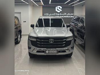 Toyota  Land Cruiser  GX  2025  Automatic  28,000 Km  6 Cylinder  Four Wheel Drive (4WD)  SUV  Silver  With Warranty