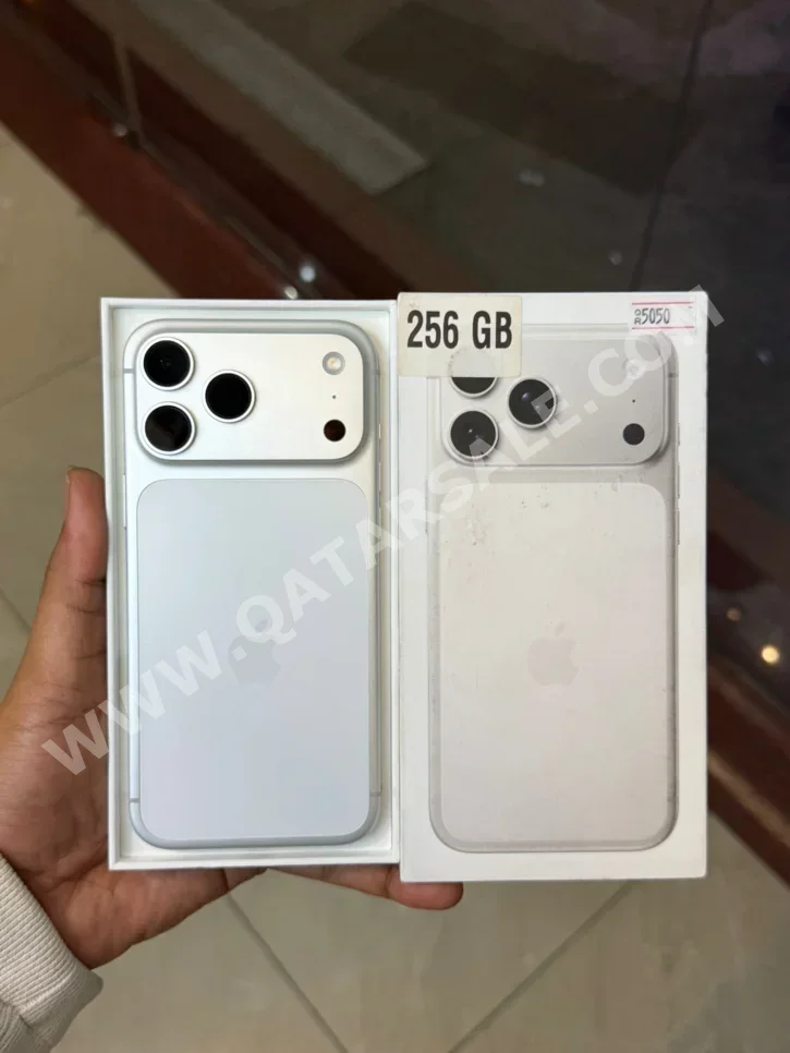 Mobile Phones Apple  - Iphone 17  - Pro Max  - Silver  - 256 GB