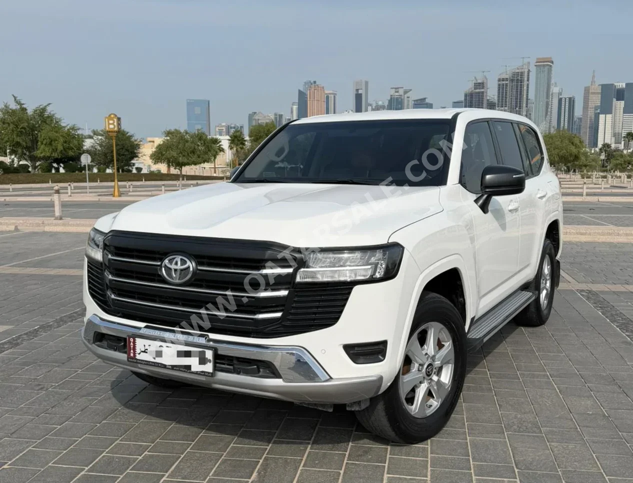 Toyota  Land Cruiser  GX  2022  Automatic  58,000 Km  6 Cylinder  Four Wheel Drive (4WD)  SUV  White