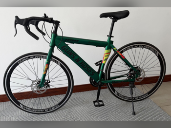 دراجة الطريق - متوسط (17-18 بوصة) - أخضر