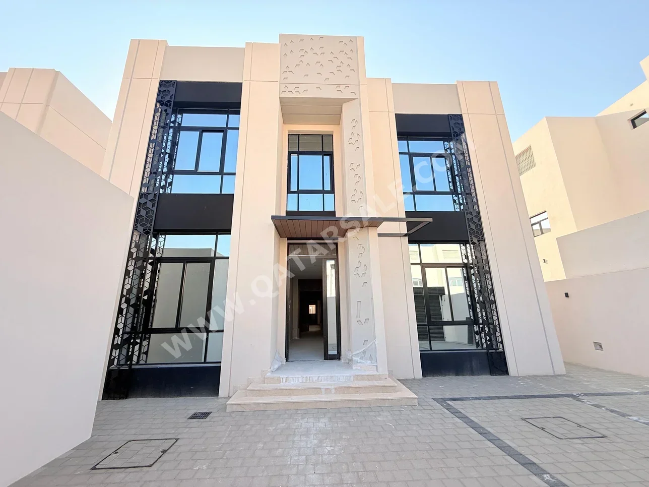 سكن عائلي - غير مفروشة - الظعاين - الصخامة - 7 غرف نوم