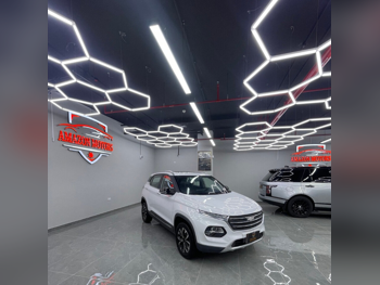 شفروليه  جروف  بريمير  2023  اوتوماتيك  70,000 كم  4 سلندر  سحب امامي  اس يو في  أبيض