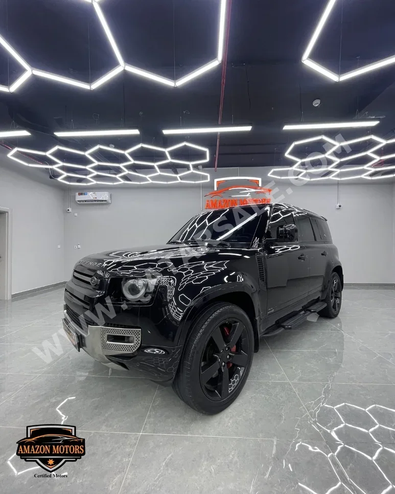 Land Rover  Defender  110  2020  Automatic  150,000 Km  6 Cylinder  Four Wheel Drive (4WD)  SUV  Black