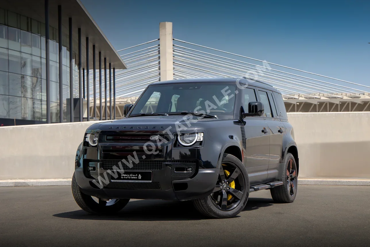 لاند روفر  ديفيندر  110 اس  2023  اوتوماتيك  62,000 كم  6 سلندر  دفع رباعي  اس يو في  أسود  تحت الضمان