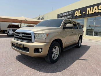 Toyota  Sequoia  SR5  2014  Automatic  400,000 Km  8 Cylinder  Four Wheel Drive (4WD)  SUV  Gold