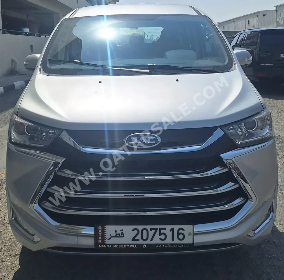 Jac  M4  4 Cylinder  VAN  Silver  2026