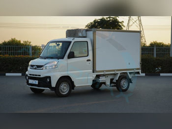 سي ام سي  CMC  2025  عادي  0 كم  4 سلندر  سحب امامي  فان \ باص  أبيض  تحت الضمان