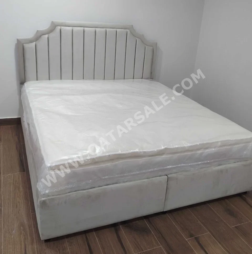 الأسّرة - لايف ستايل  - كينج  - اللون الرمادي  - متضمنة المرتبة