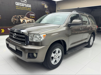 Toyota  Sequoia  SR5  2014  Automatic  198,000 Km  8 Cylinder  Four Wheel Drive (4WD)  SUV  Brown