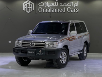 تويوتا  لاند كروزر  جي اكس ار  2007  عادي  214,000 كم  6 سلندر  دفع رباعي  اس يو في  فضي