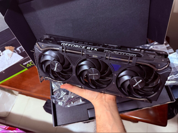 Gaming PC - Intel Core i7 - Nvidia - Nvidia Geforce - RTX 4090 - 24 GB - 32 GB(2x16) / DDR 5 - SSD : Not Installed - HDD : Not Installed 2022 Warranty